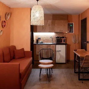 Minos By Agora Luxury In The Heart Of Heraklion (Crete)