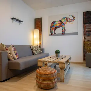 Modern In The Heart Of Heraklion (Crete)